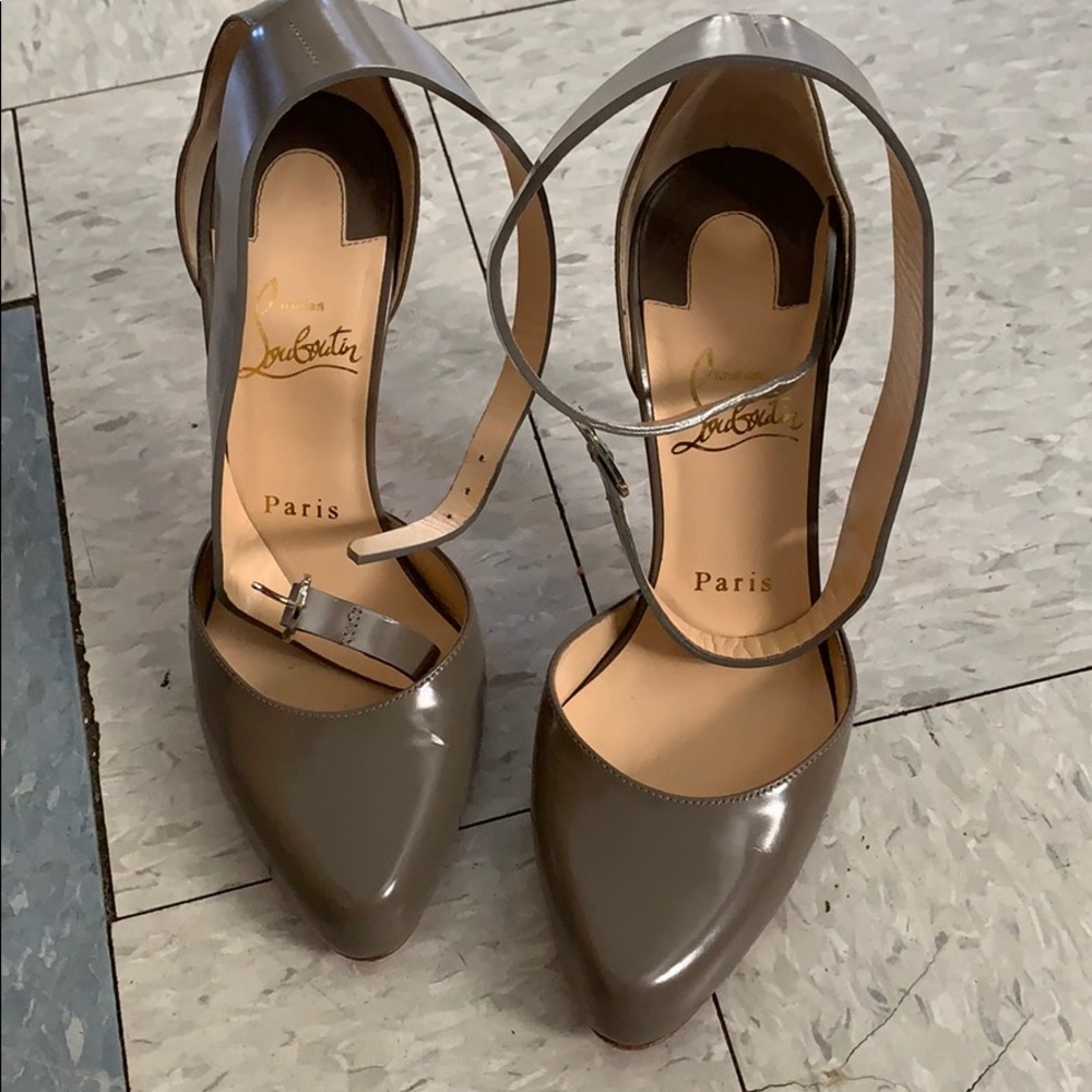 Authentic Christian Louboutin heel